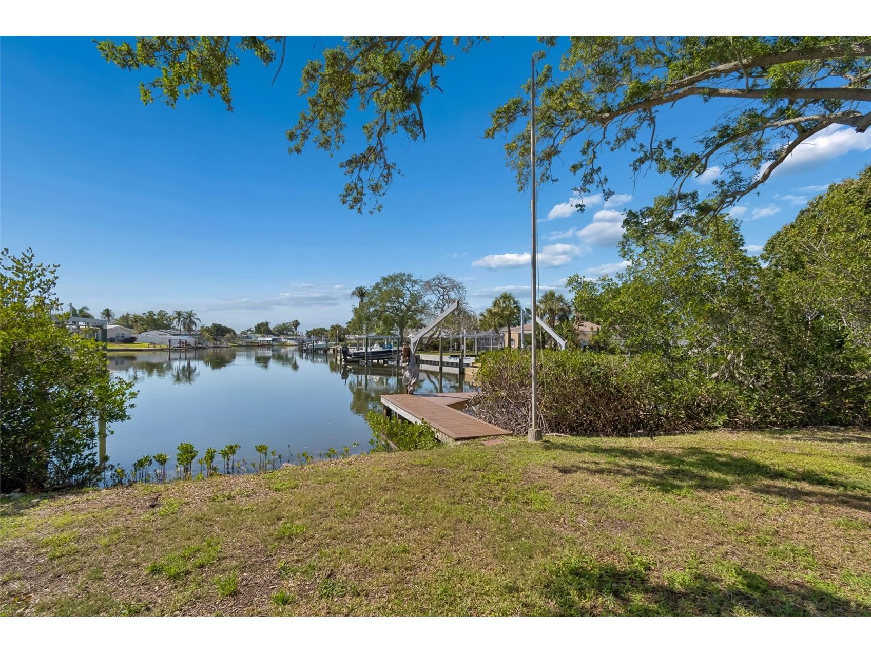 4790 Shore Acres Boulevard NE Saint Petersburg FL 33703 TB8499243 image41