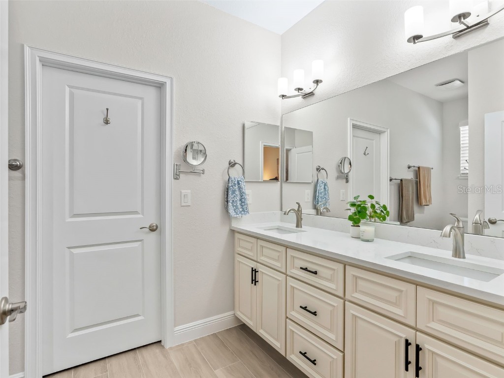 4791 NE 125th Loop Oxford FL 34484 OM714513 image29