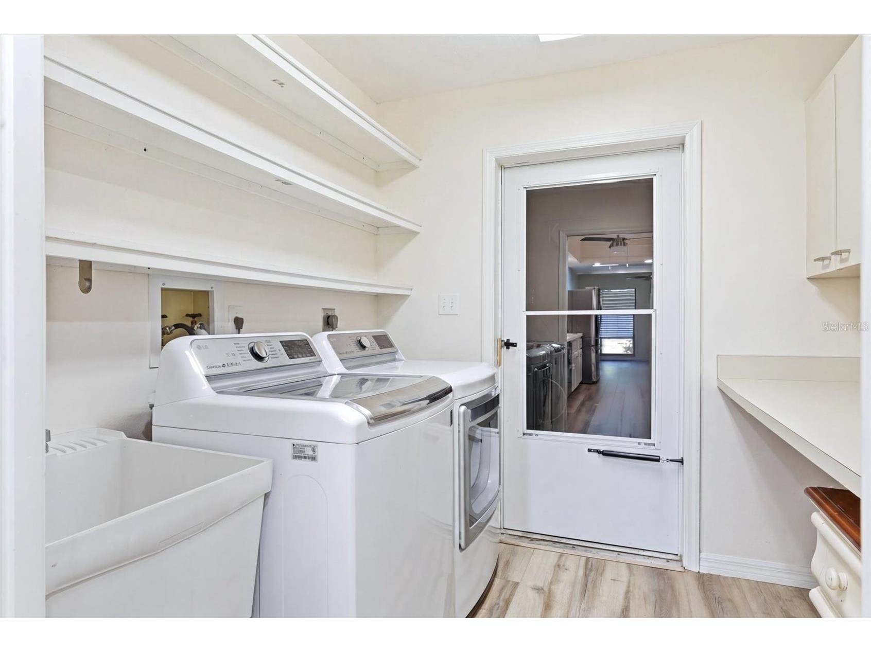 4793 Oak Forest Drive W #46 Sarasota FL 34231 N6144200 image10