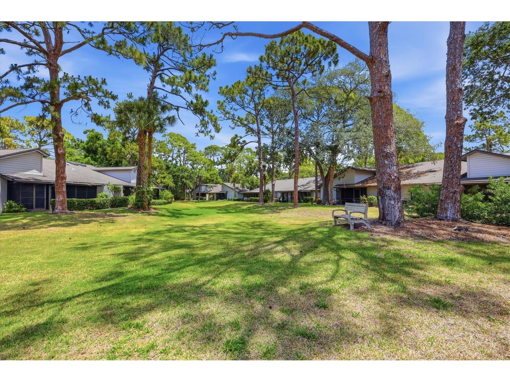 4793 Oak Forest Drive W #46 Sarasota FL 34231 N6144200 image21