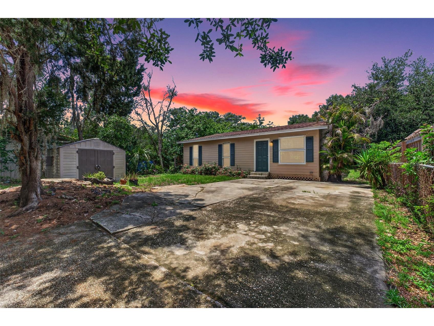 4793 Pleasant Avenue Palm Harbor FL 34683 TB8512578 image1