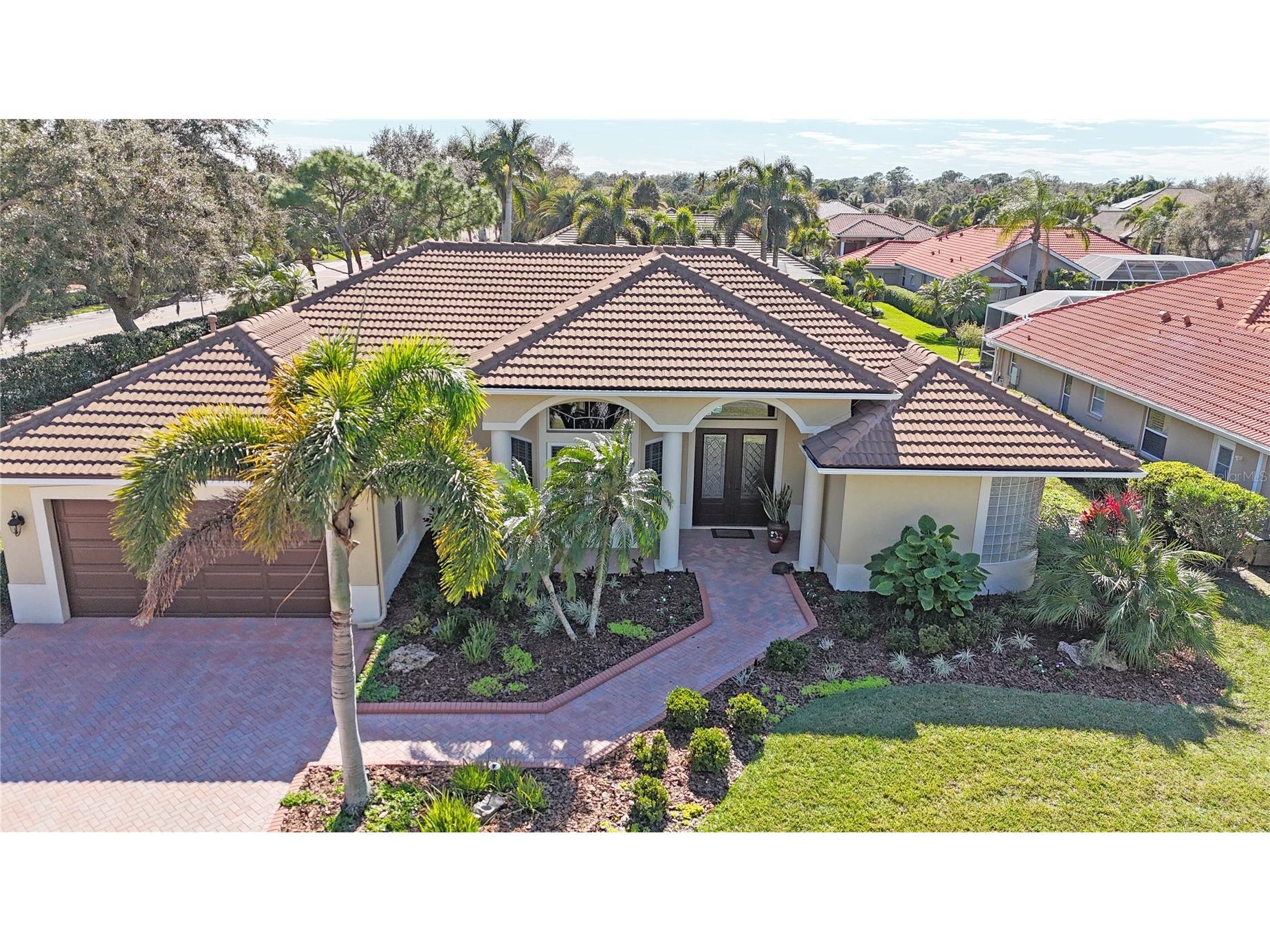4798 Hanging Moss Lane Sarasota FL 34238 A4678193 image1