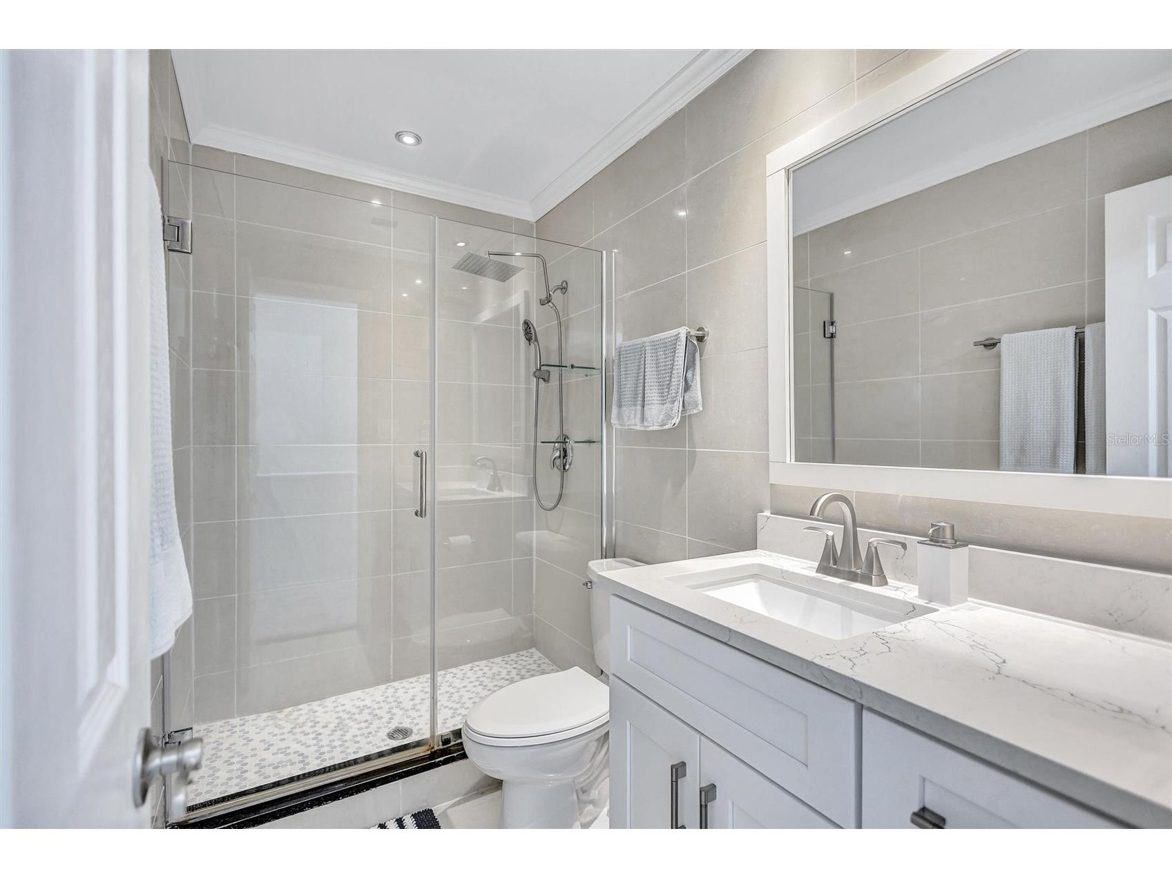 4799 Coquina Key Drive SE Saint Petersburg FL 33705 TB8466453 image15