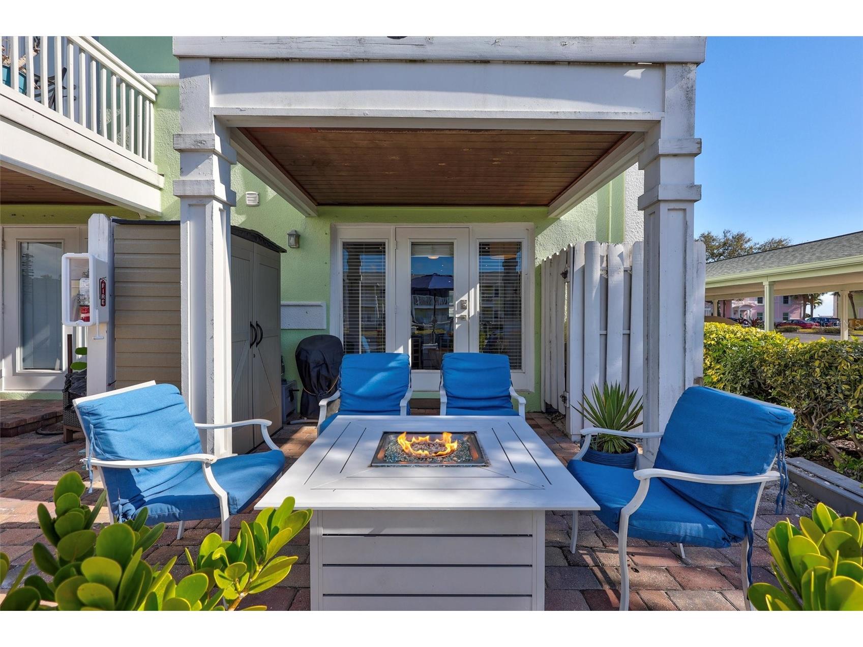 4799 Coquina Key Drive SE Saint Petersburg FL 33705 TB8466453 image23