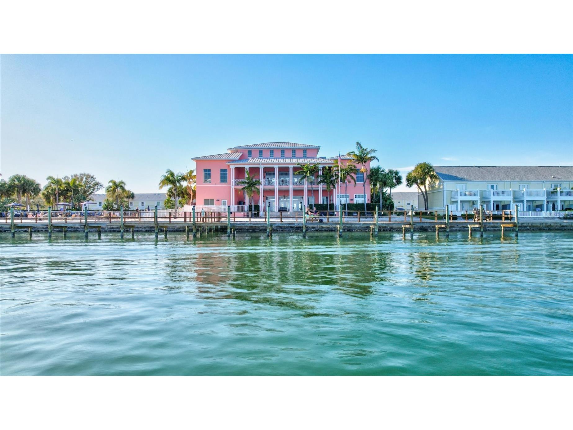 4799 Coquina Key Drive SE Saint Petersburg FL 33705 TB8466453 image32