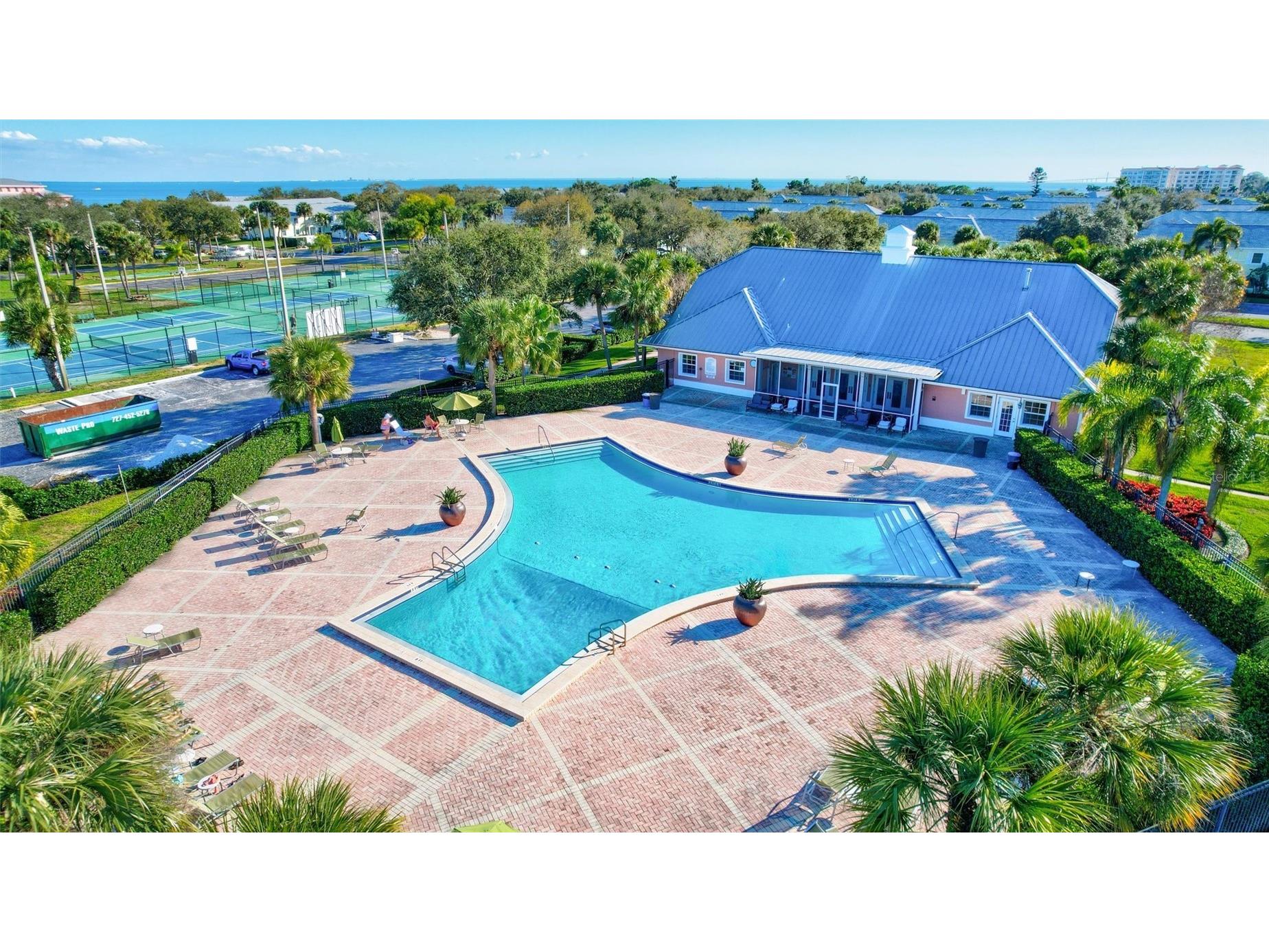 4799 Coquina Key Drive SE Saint Petersburg FL 33705 TB8466453 image39