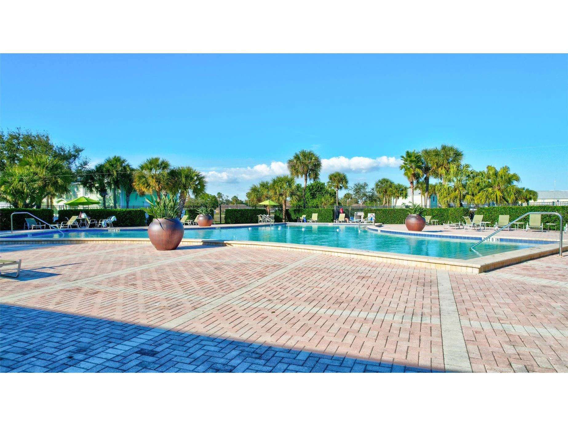 4799 Coquina Key Drive SE Saint Petersburg FL 33705 TB8466453 image40