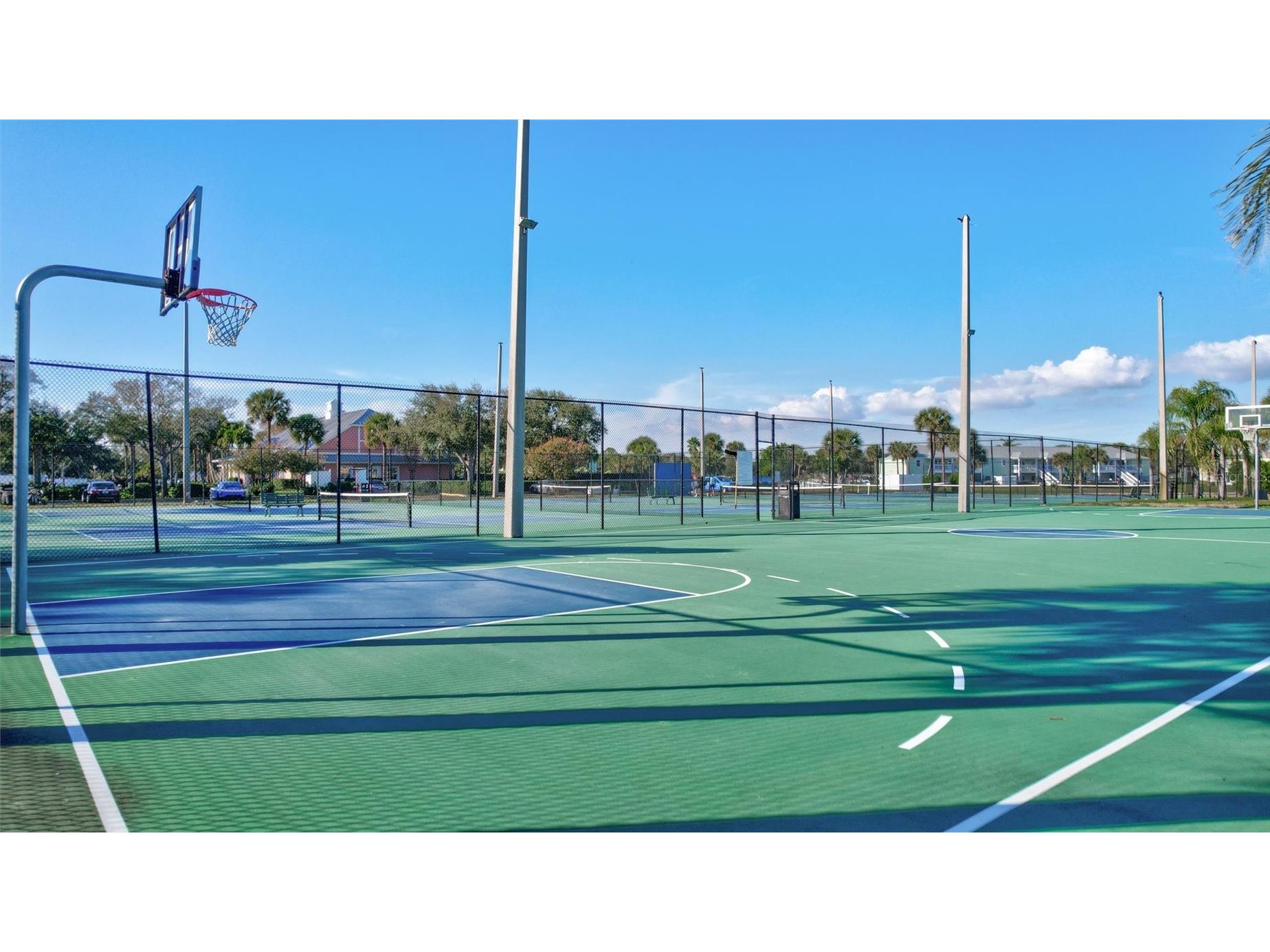 4799 Coquina Key Drive SE Saint Petersburg FL 33705 TB8466453 image43