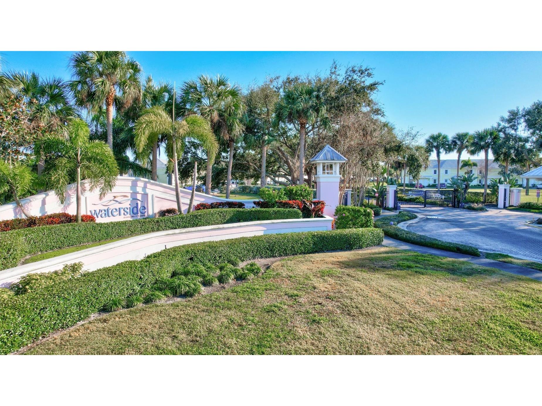 4799 Coquina Key Drive SE Saint Petersburg FL 33705 TB8466453 image49