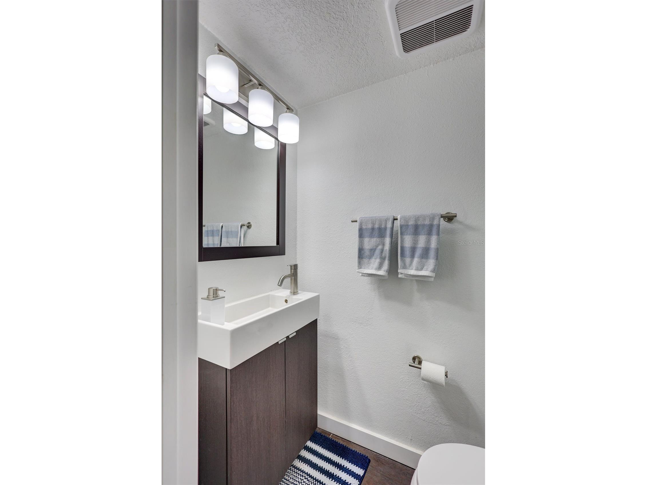 4799 Coquina Key Drive SE Saint Petersburg FL 33705 TB8466453 image9