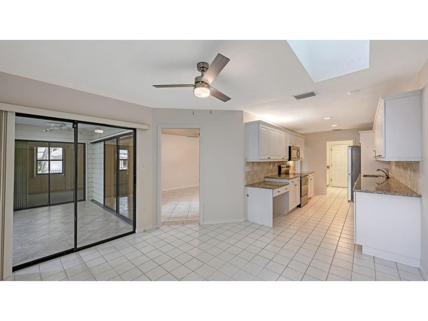 4799 Oak Forest Drive W #43 Sarasota FL 34231 A4671738 image14