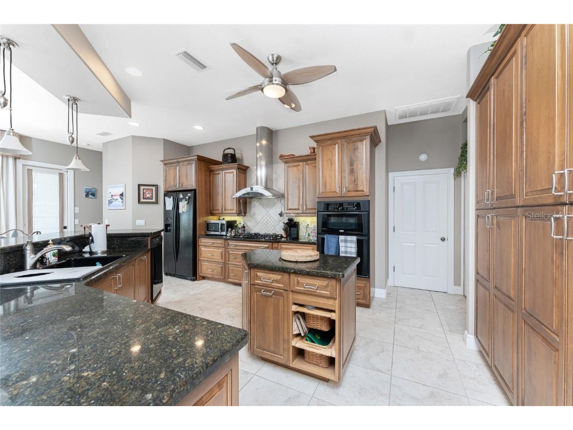 48 Colony Point Drive Punta Gorda FL 33950 C7508164 image14