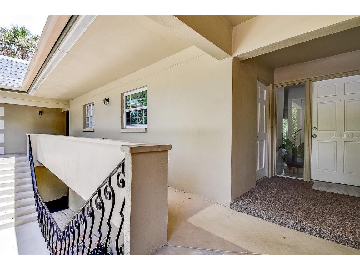 48 Country Club Drive #48 Largo FL 33771 TB8417672 image3