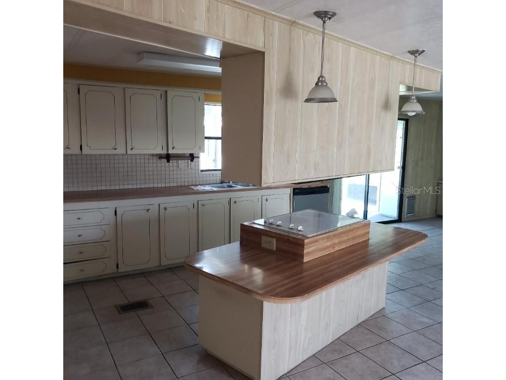 48 Quail Court Ellenton FL 34222 A4648358 image5