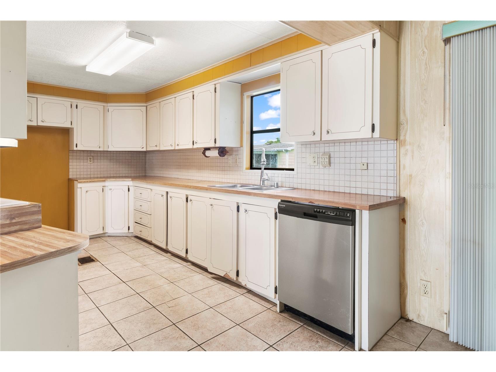 48 Quail Court Ellenton FL 34222 A4689656 image16