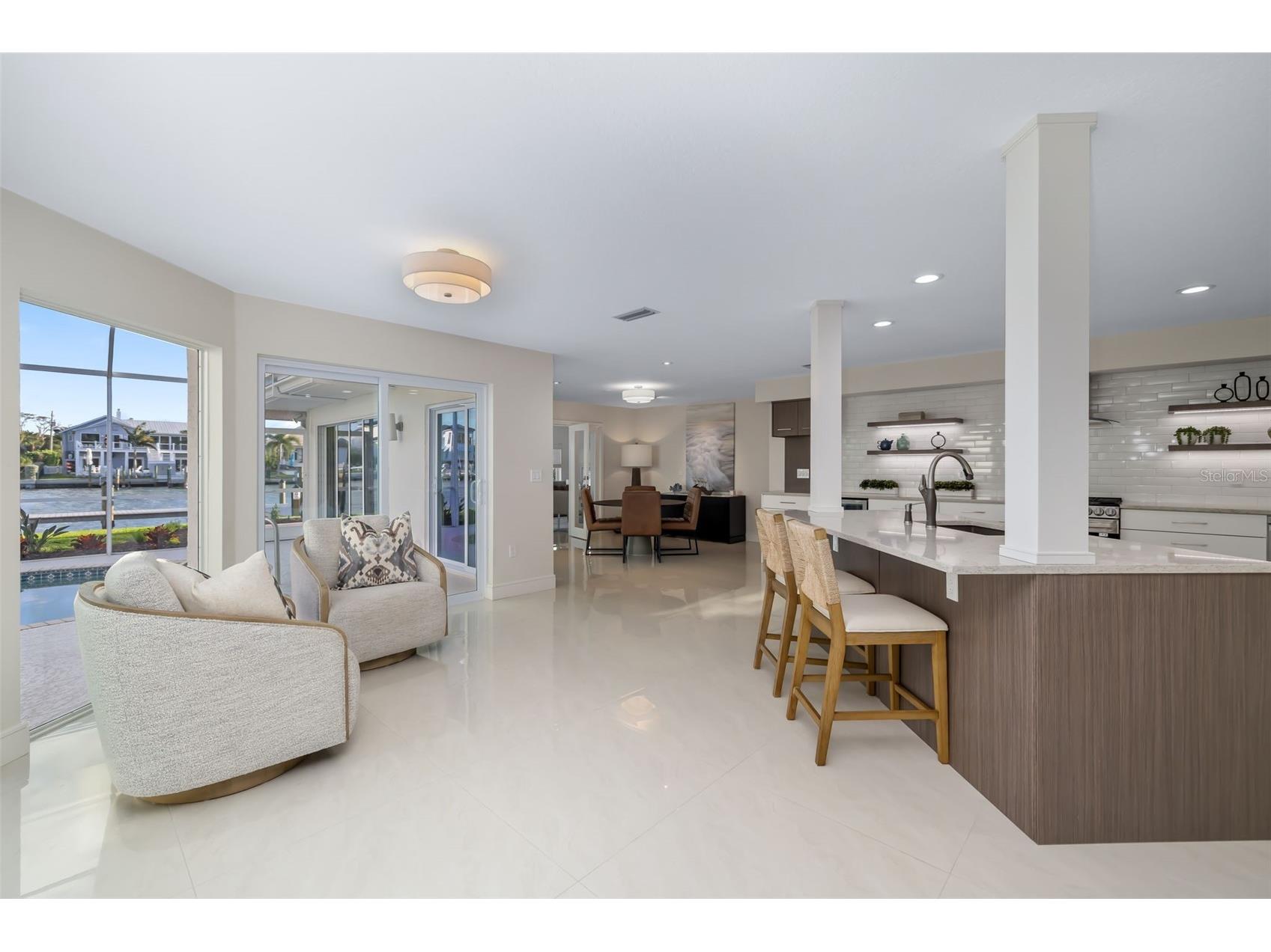 480 Cleveland Drive Sarasota FL 34236 A4672676 image13