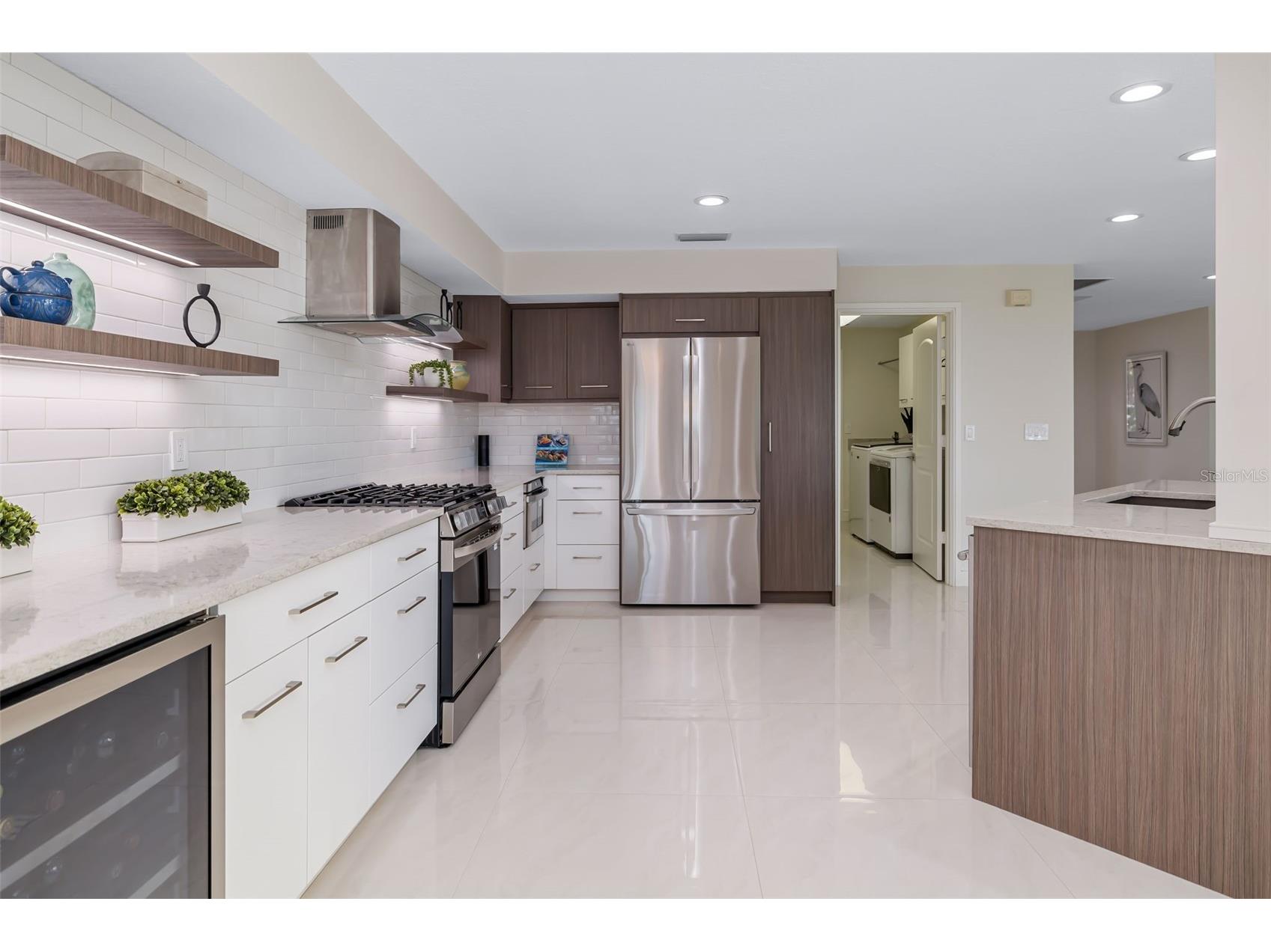 480 Cleveland Drive Sarasota FL 34236 A4672676 image19