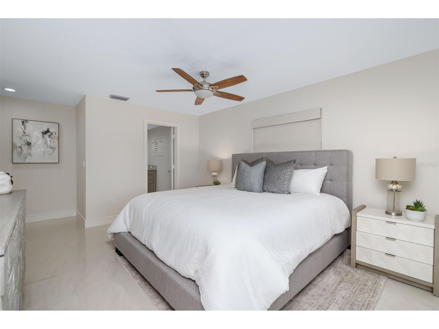 480 Cleveland Drive Sarasota FL 34236 A4672676 image30