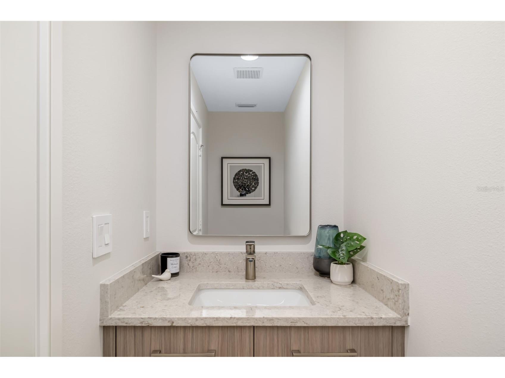 480 Cleveland Drive Sarasota FL 34236 A4672676 image46