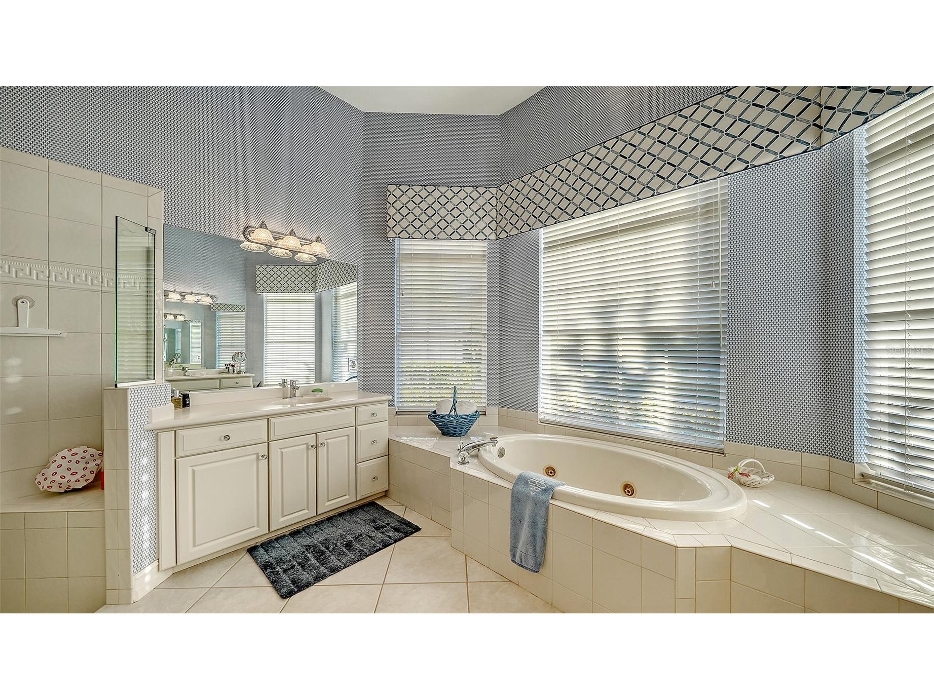 480 Oriskany Court Osprey FL 34229 A4684136 image40