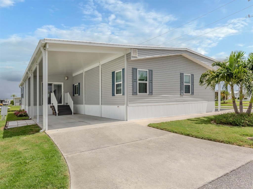 480 Schooner Street North Port FL 34287 - LAKE DOLPHIN N6134069 image1