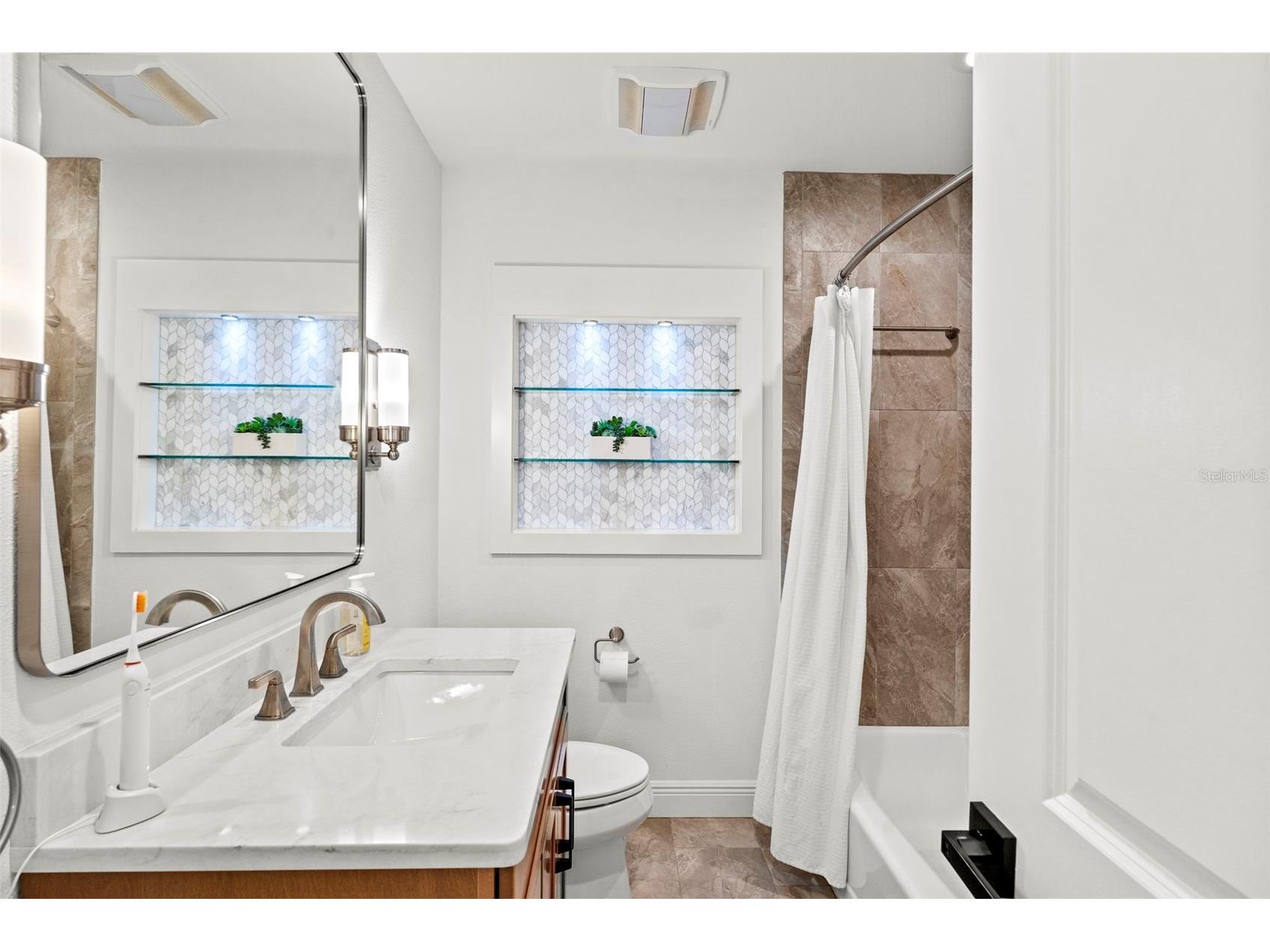 480 W Davis Boulevard Tampa FL 33606 TB8514853 image44
