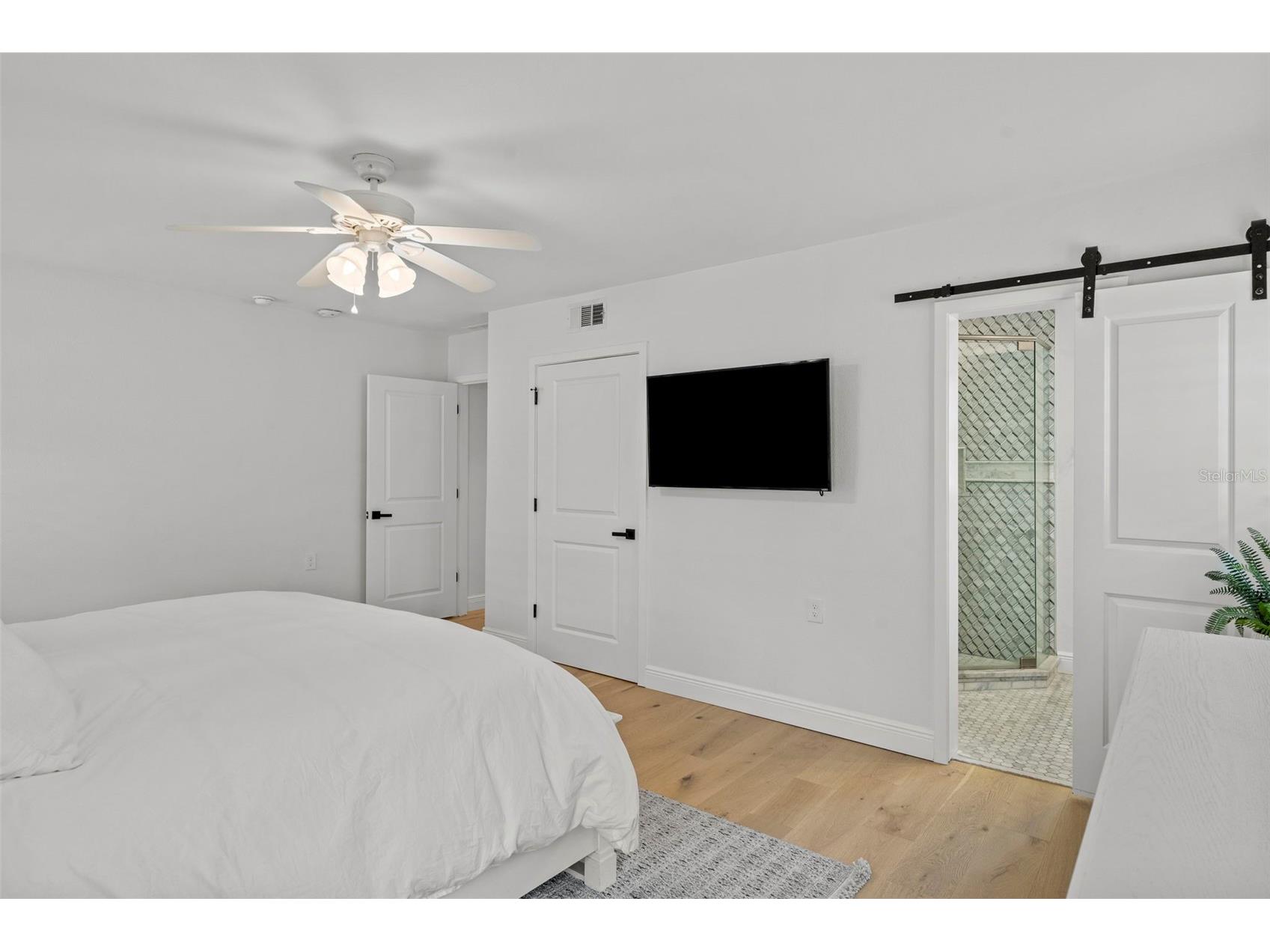 480 W Davis Boulevard Tampa FL 33606 TB8514853 image57
