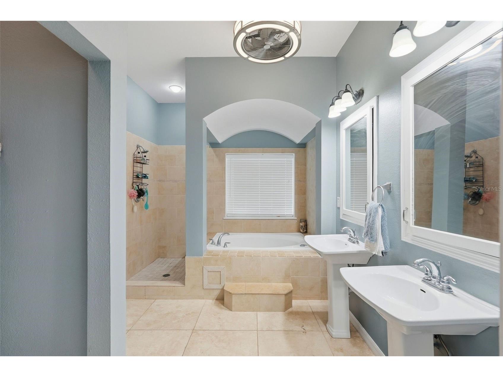4800 16th Street N Saint Petersburg FL 33703 TB8498402 image25