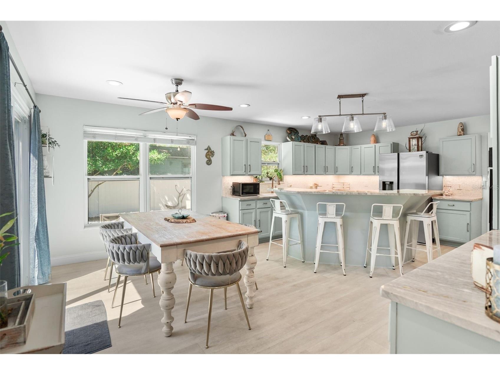 4800 16th Street N Saint Petersburg FL 33703 TB8498402 image3