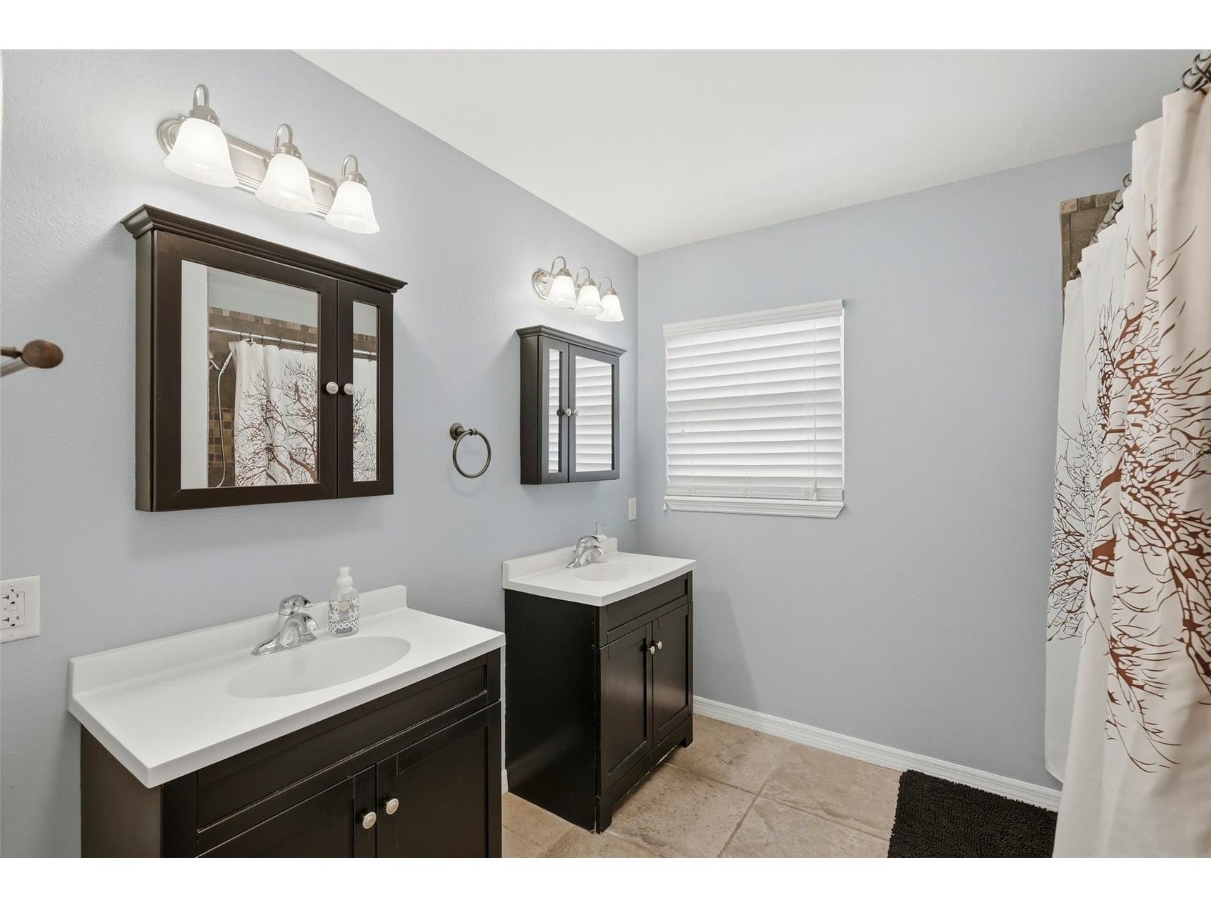 4800 16th Street N Saint Petersburg FL 33703 TB8498402 image32