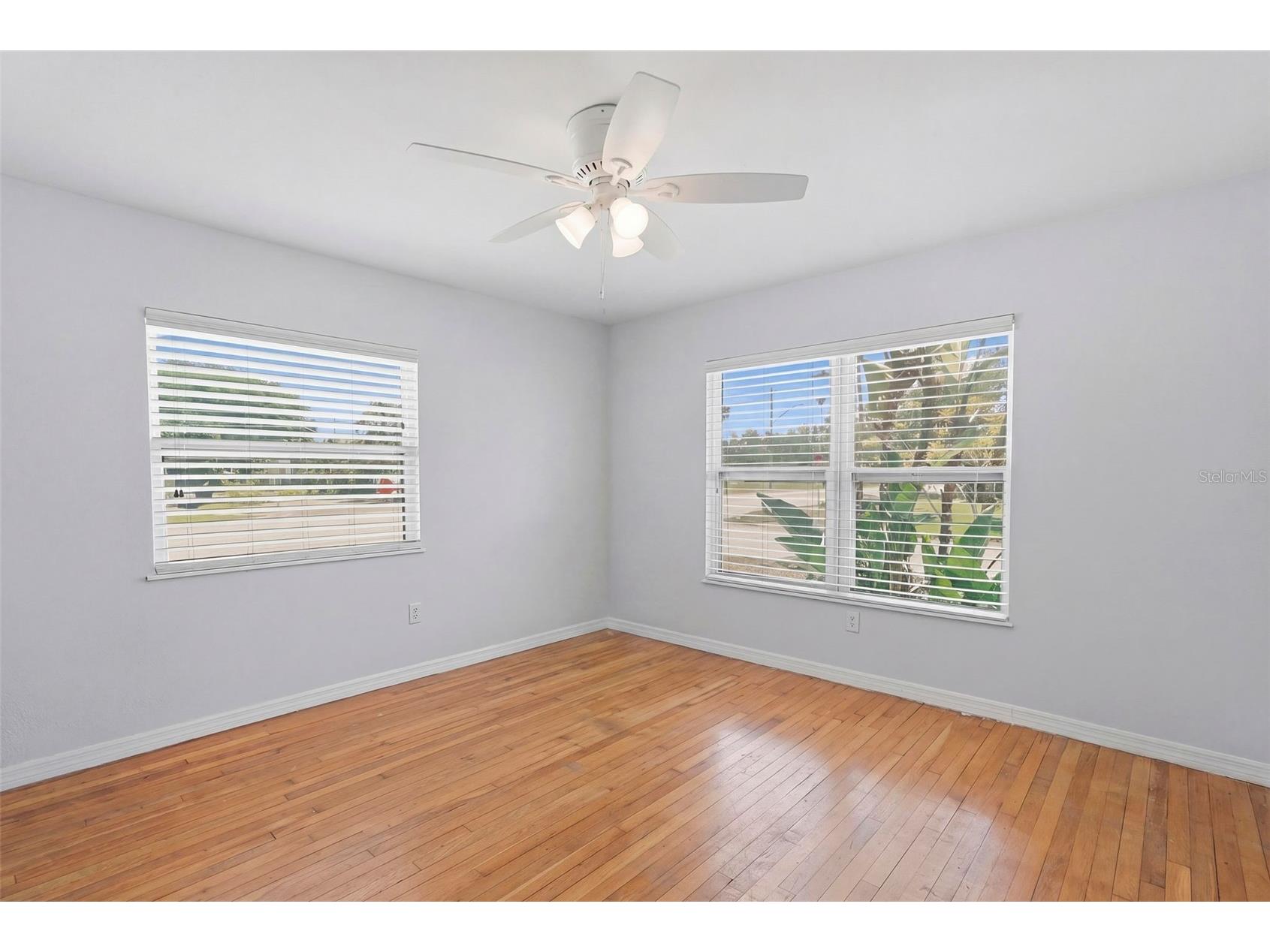 4800 16th Street N Saint Petersburg FL 33703 TB8498402 image35