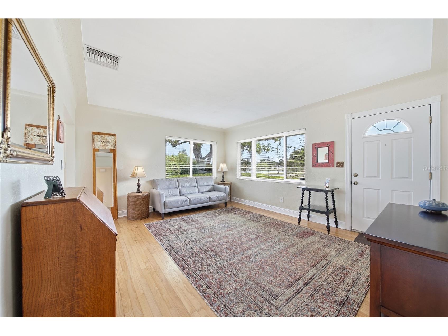 4800 23rd Avenue N Saint Petersburg FL 33713 TB8496749 image11