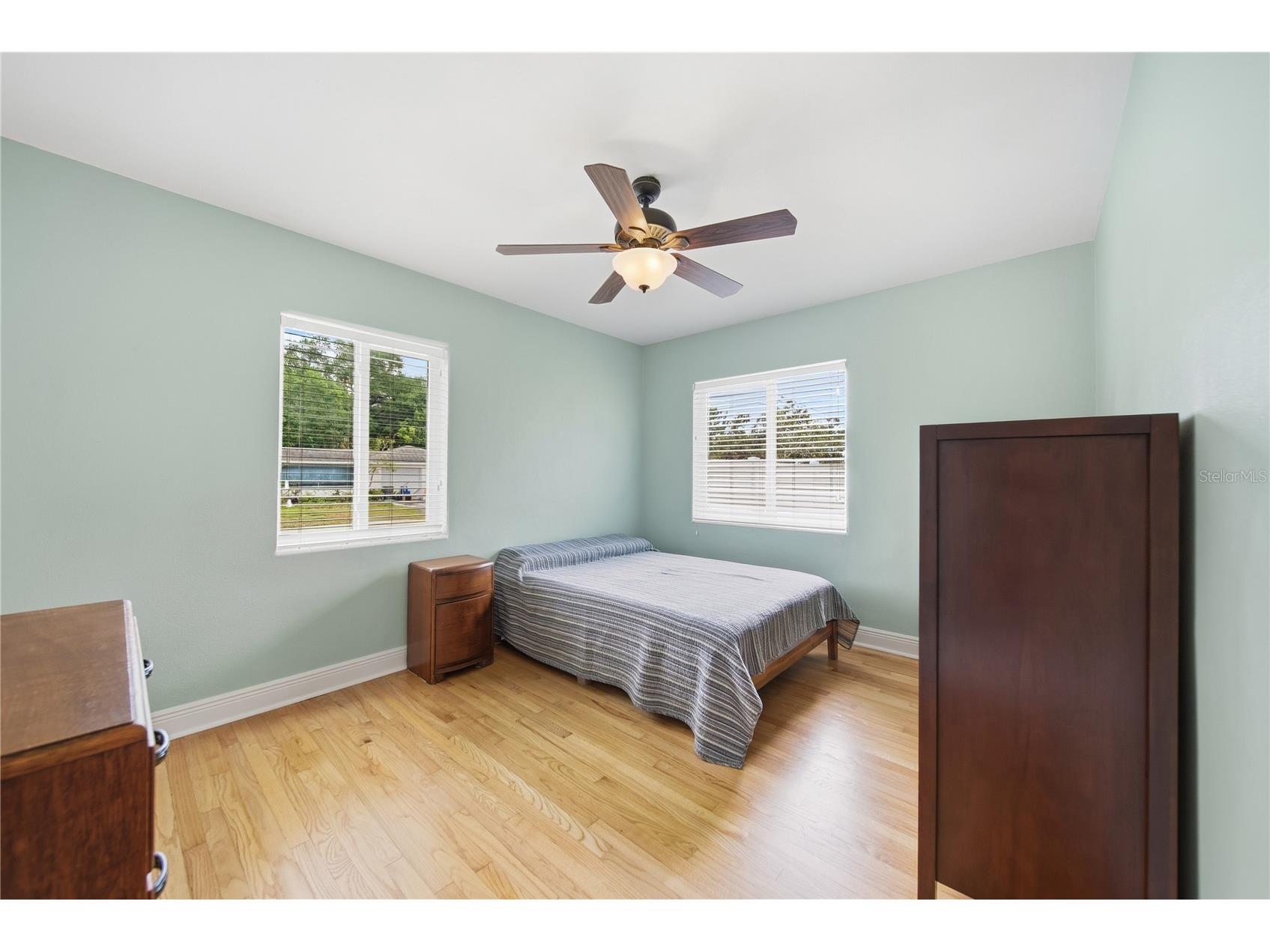 4800 23rd Avenue N Saint Petersburg FL 33713 TB8496749 image14