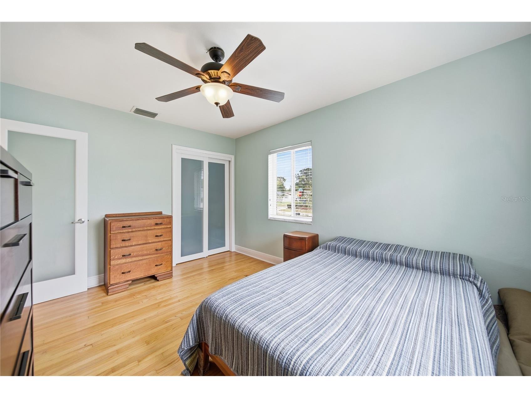 4800 23rd Avenue N Saint Petersburg FL 33713 TB8496749 image16