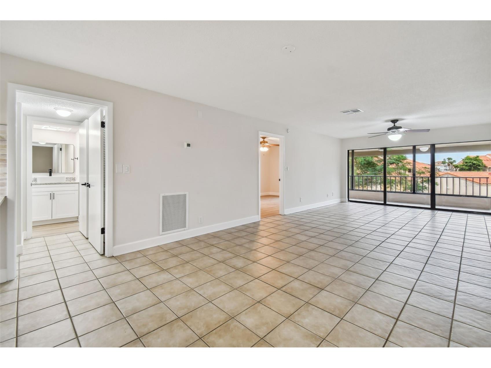 4800 Brittany Drive S #102 Saint Petersburg FL 33715 TB8492131 image17