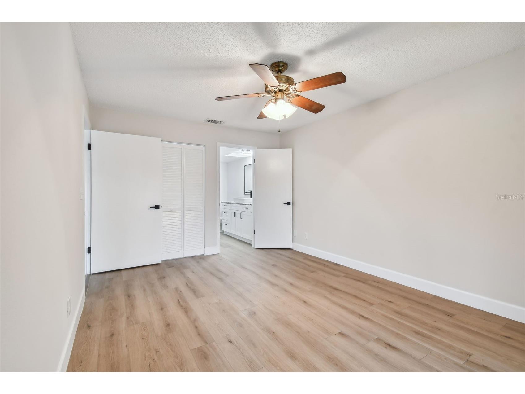 4800 Brittany Drive S #102 Saint Petersburg FL 33715 TB8492131 image40
