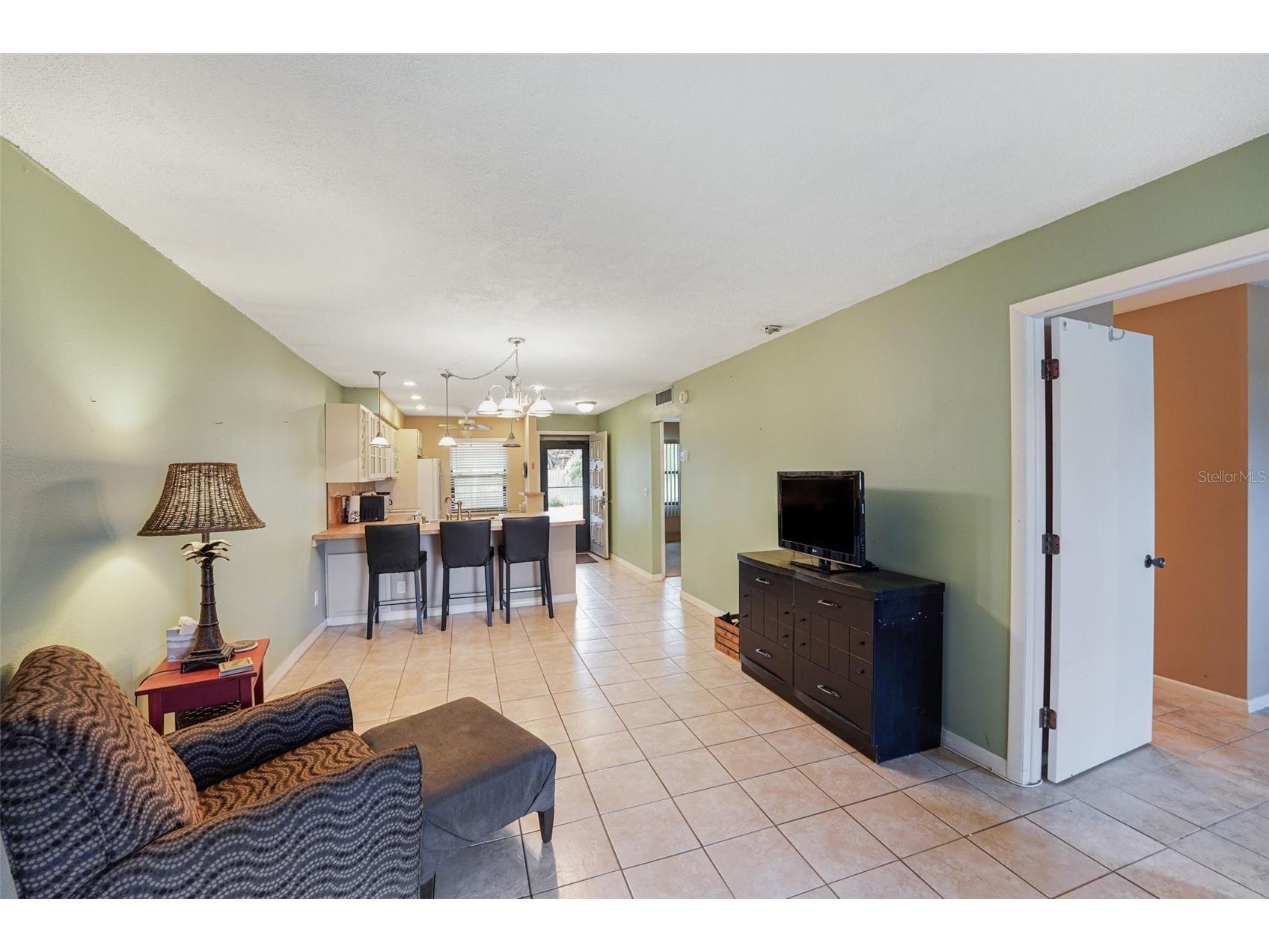4800 Lake Villa Drive Clearwater FL 33762 TB8475321 image3