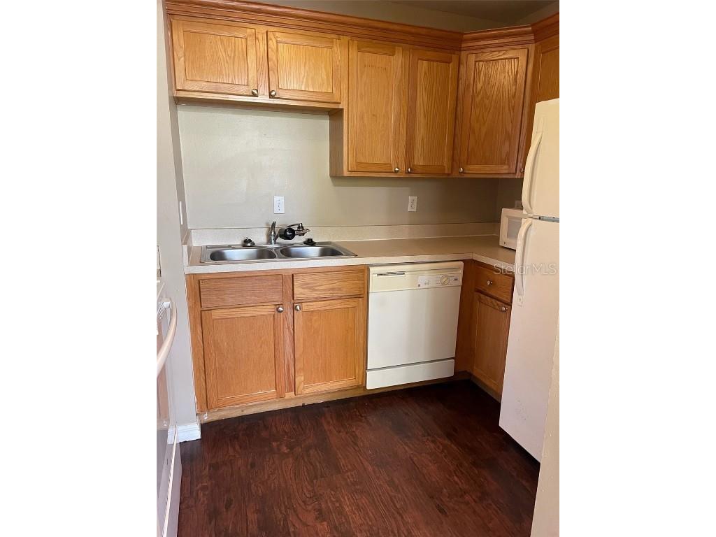 4800 Rilma Avenue #146 Sarasota FL 34234 A4672384 image6