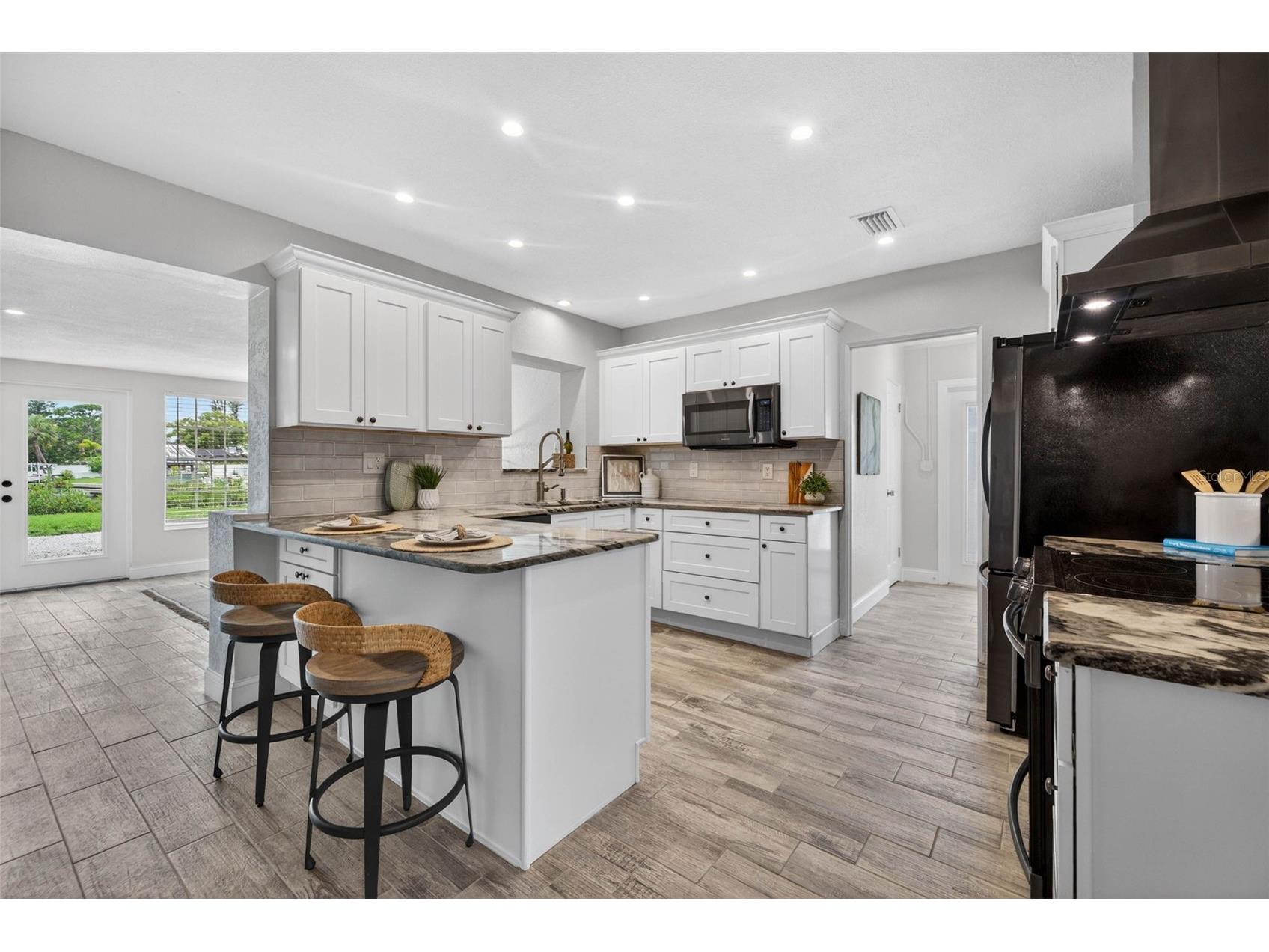 4800 Venetian Boulevard NE Saint Petersburg FL 33703 TB8516255 image10