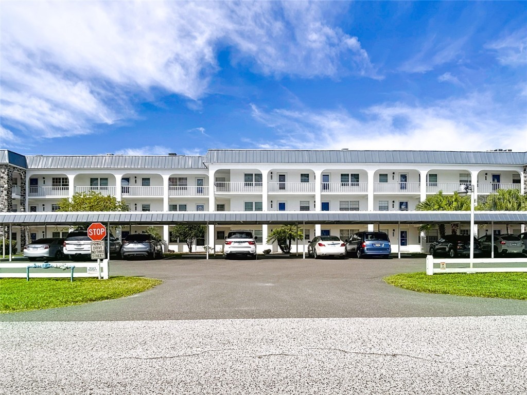 4801 Airport Road #119 Zephyrhills FL 33542 TB8429595 image1