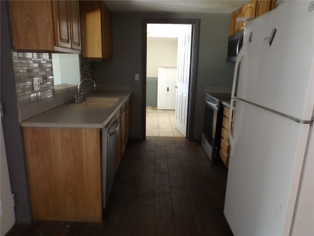 4801 Avon Street Lake Wales FL 33859 TB8351348 image11