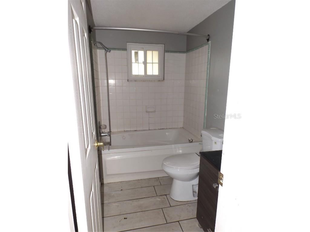 4801 Avon Street Lake Wales FL 33859 TB8351348 image7