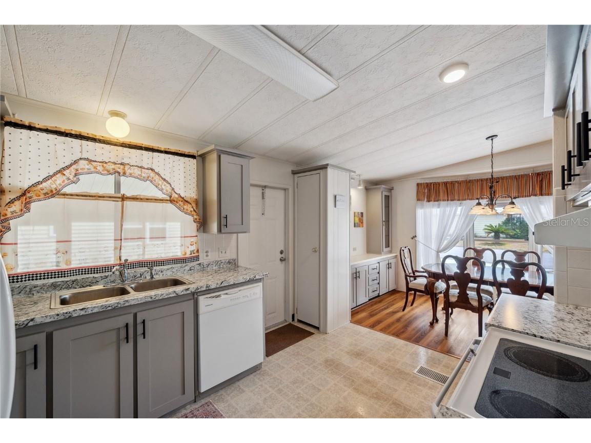 4801 Blanco Drive Zephyrhills FL 33541 TB8380908 image19