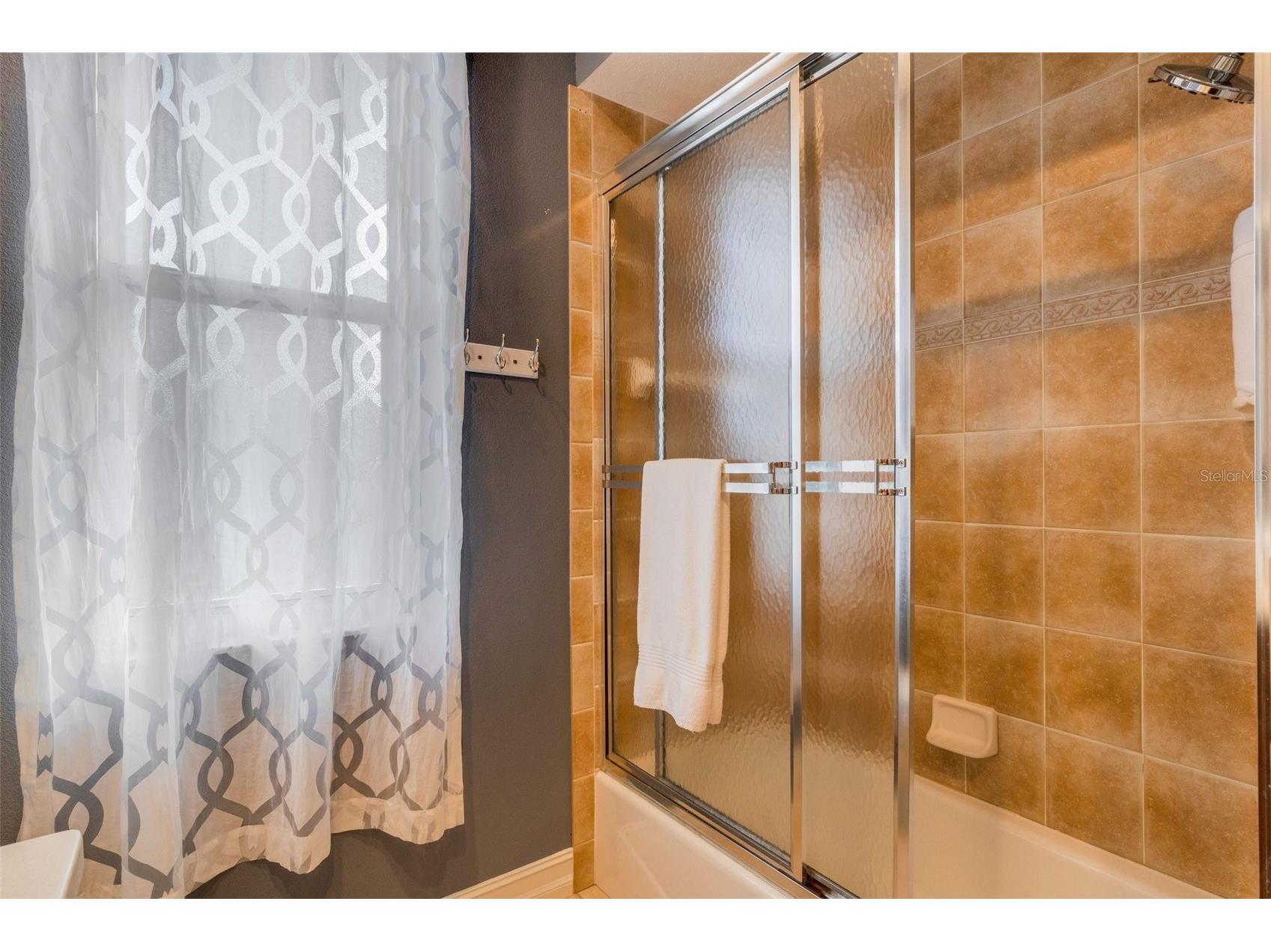 4801 Edgemont Court Sarasota FL 34233 A4682301 image31