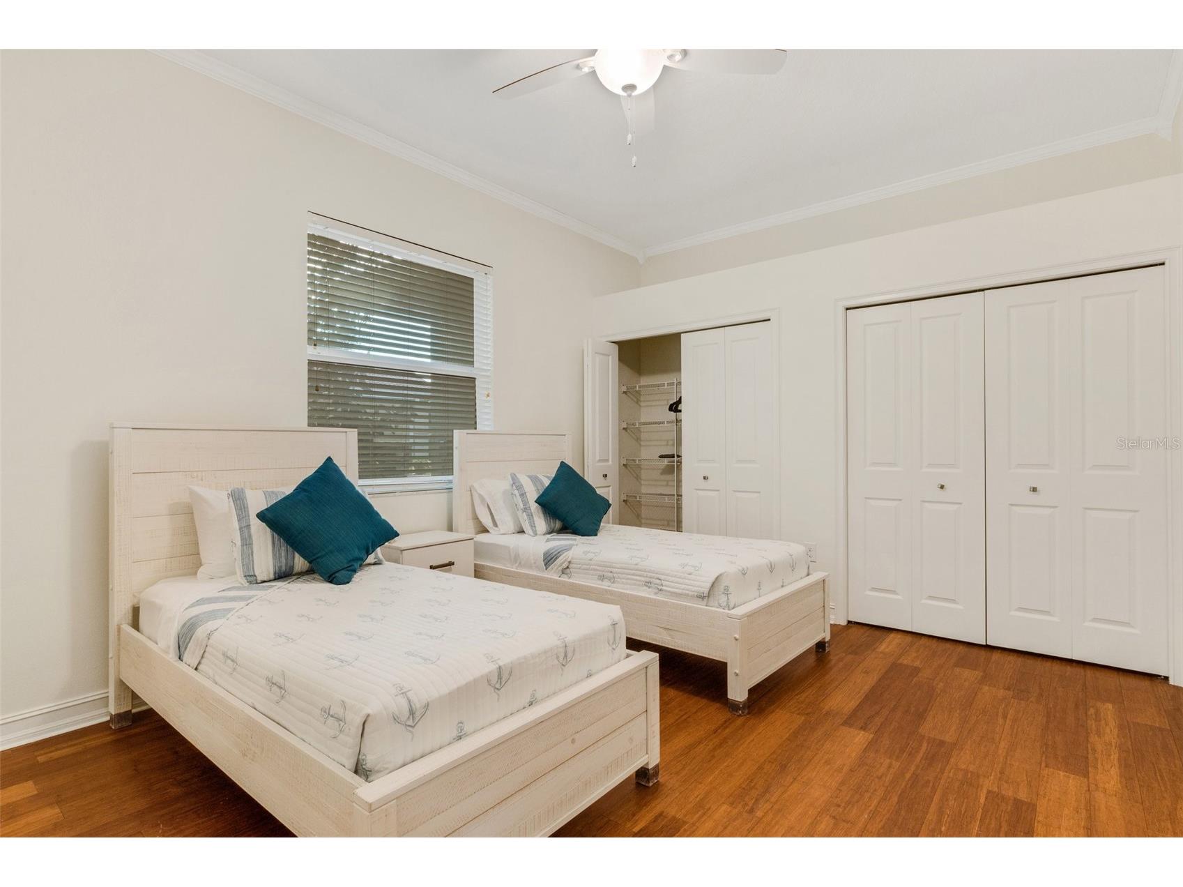 4801 Edgemont Court Sarasota FL 34233 A4682301 image32