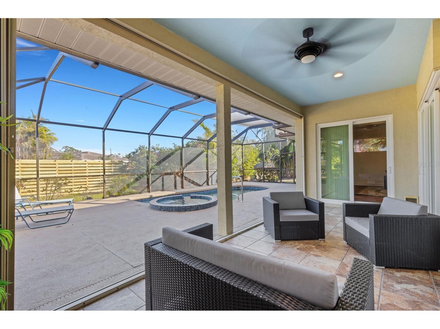 4801 Edgemont Court Sarasota FL 34233 A4682301 image44