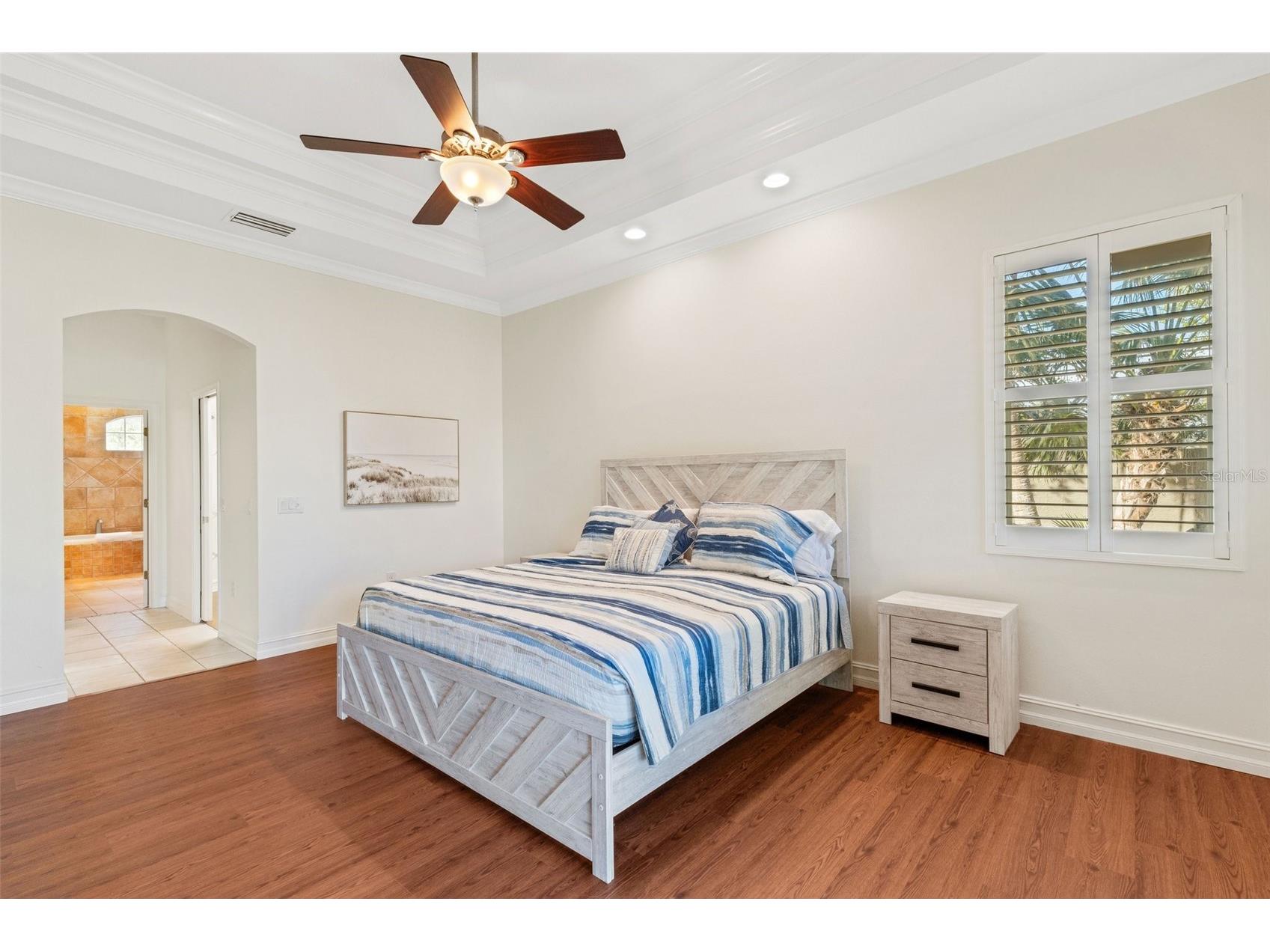 4801 Edgemont Court Sarasota FL 34233 A4687407 image37