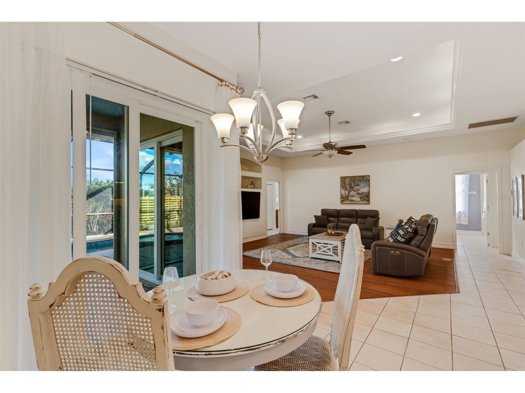 4801 Edgemont Court Sarasota FL 34233 A4687407 image5
