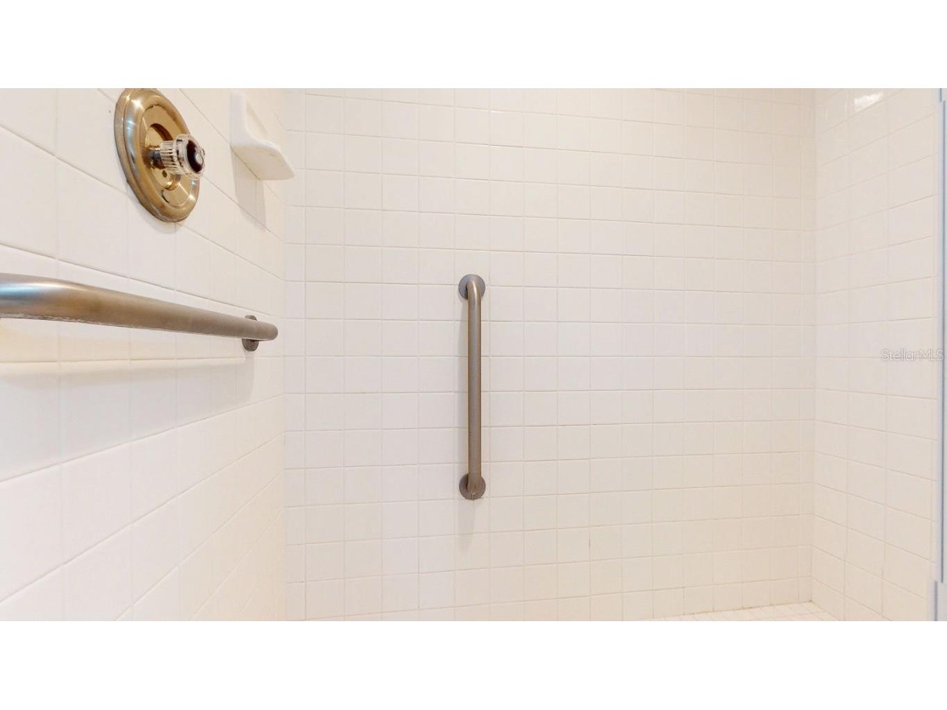 4801 Osprey Drive S #107 Saint Petersburg FL 33711 - BOCA CIEGA CHANNEL U8231141 image45