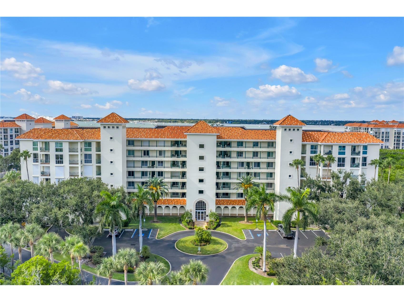 4801 Osprey Drive S #303 Saint Petersburg FL 33711 TB8429868 image1